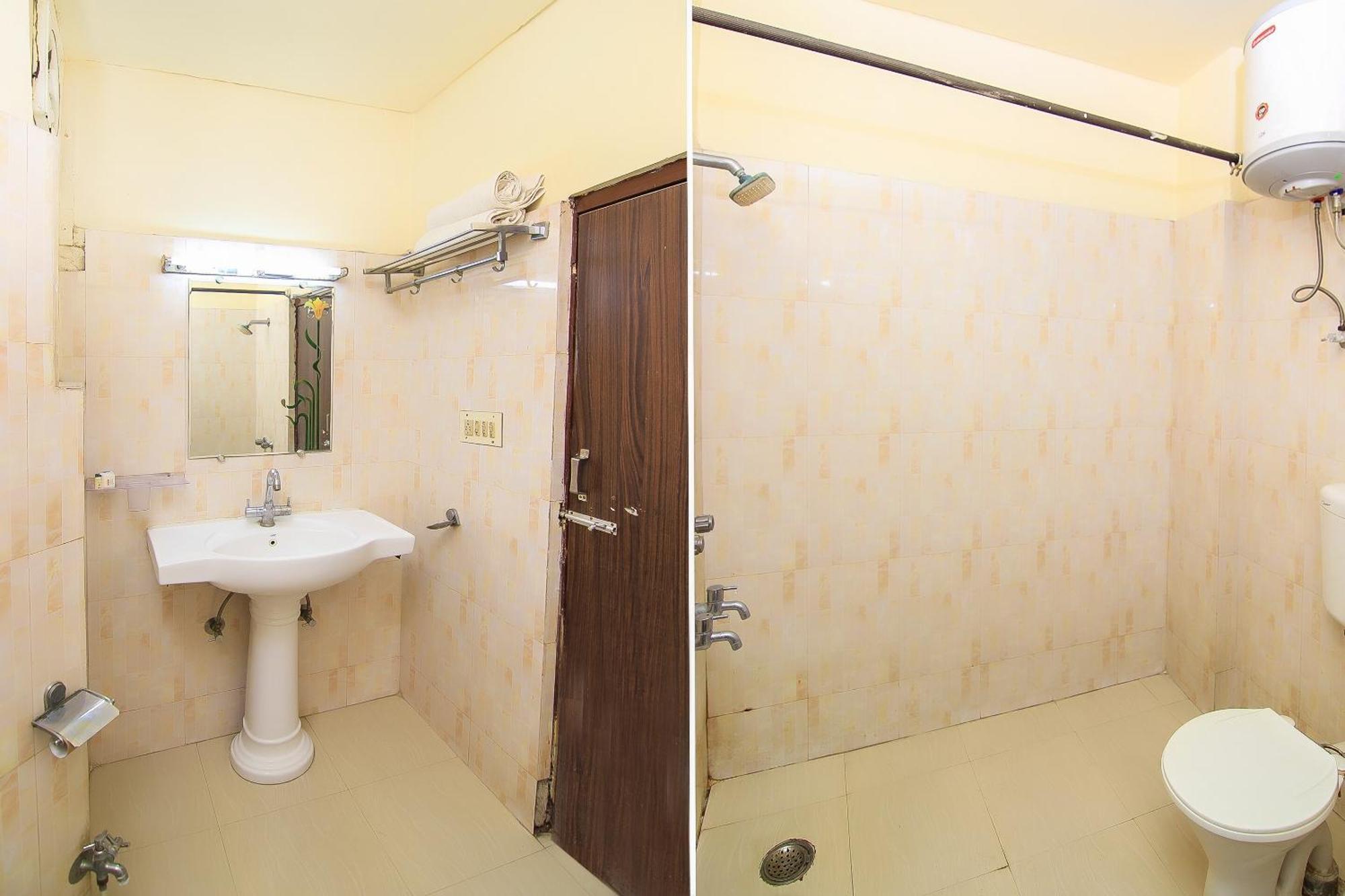 Oyo 2569 Hotel Paradise Kanpur Luaran gambar