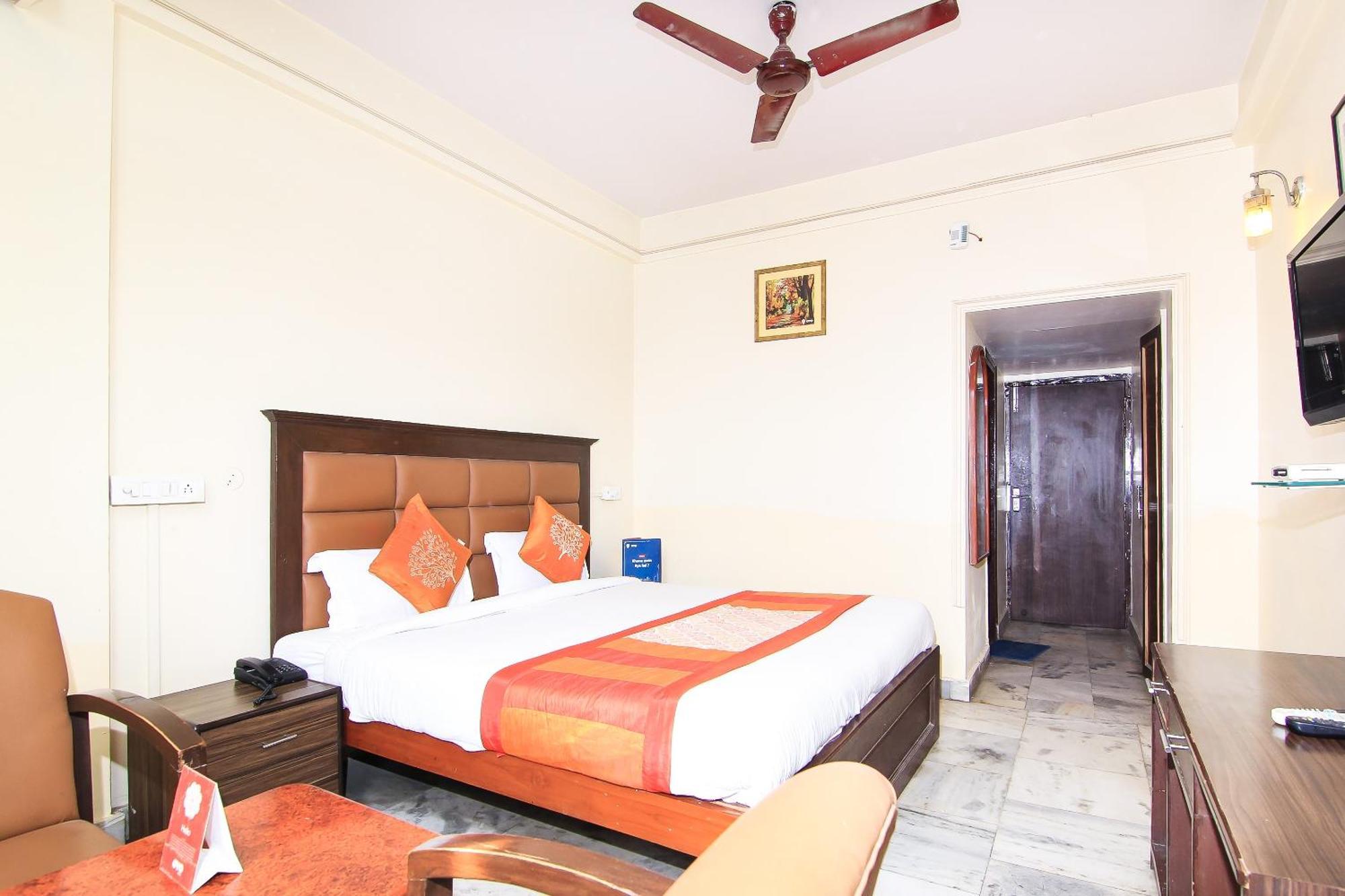 Oyo 2569 Hotel Paradise Kanpur Luaran gambar